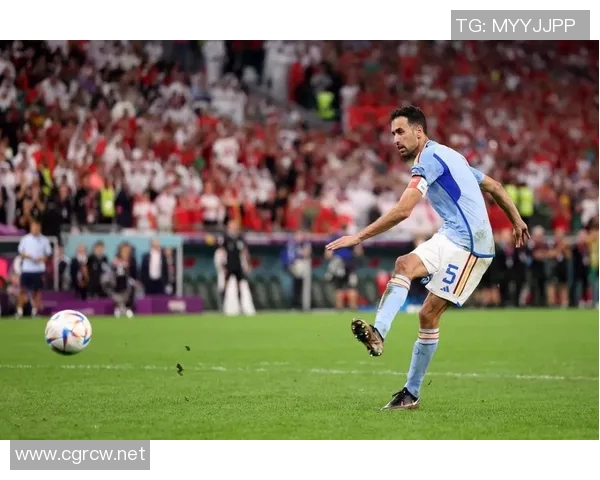 世界杯预选赛西班牙布斯克茨中场调度掌控节奏